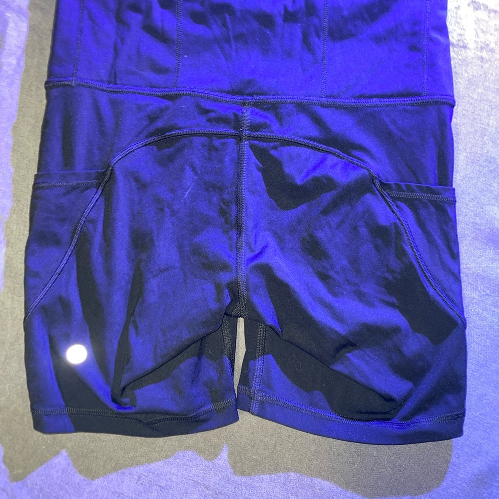 Lululemon - Picture 5 of 6